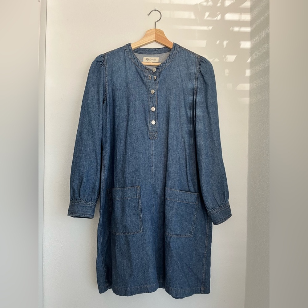 Madewell Denim mini dress with pockets size Medium.